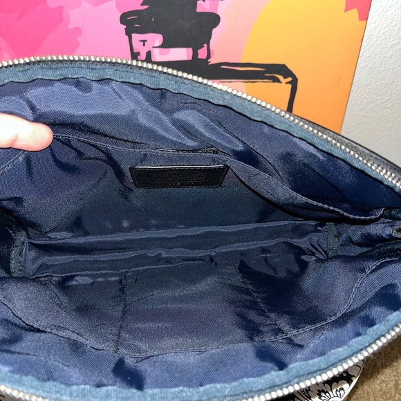 Coach Black Signature C Large Cosmetic Case Toiletry Travel Bag Unisex F05094 - Picture 10 of 10